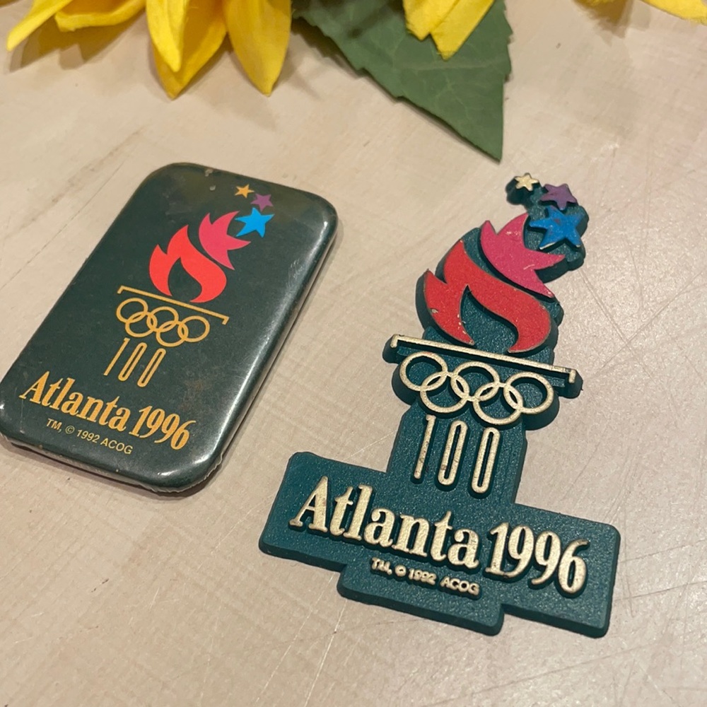 Atlanta Vintage 1996 Olympics Green and Red Plastic Magnet set of 2